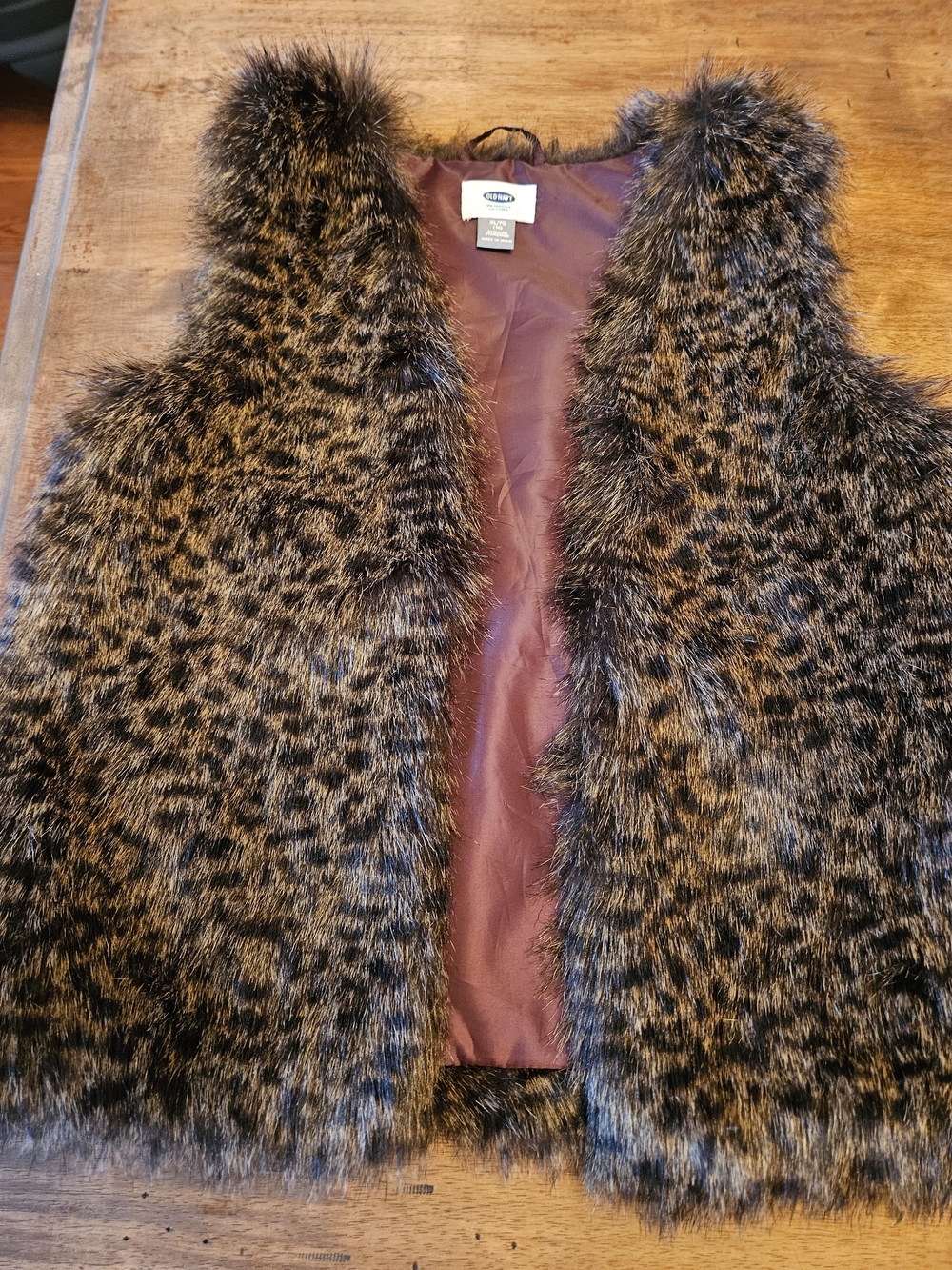 Old Navy Faux Fur Leopard-Print Vest in Brown